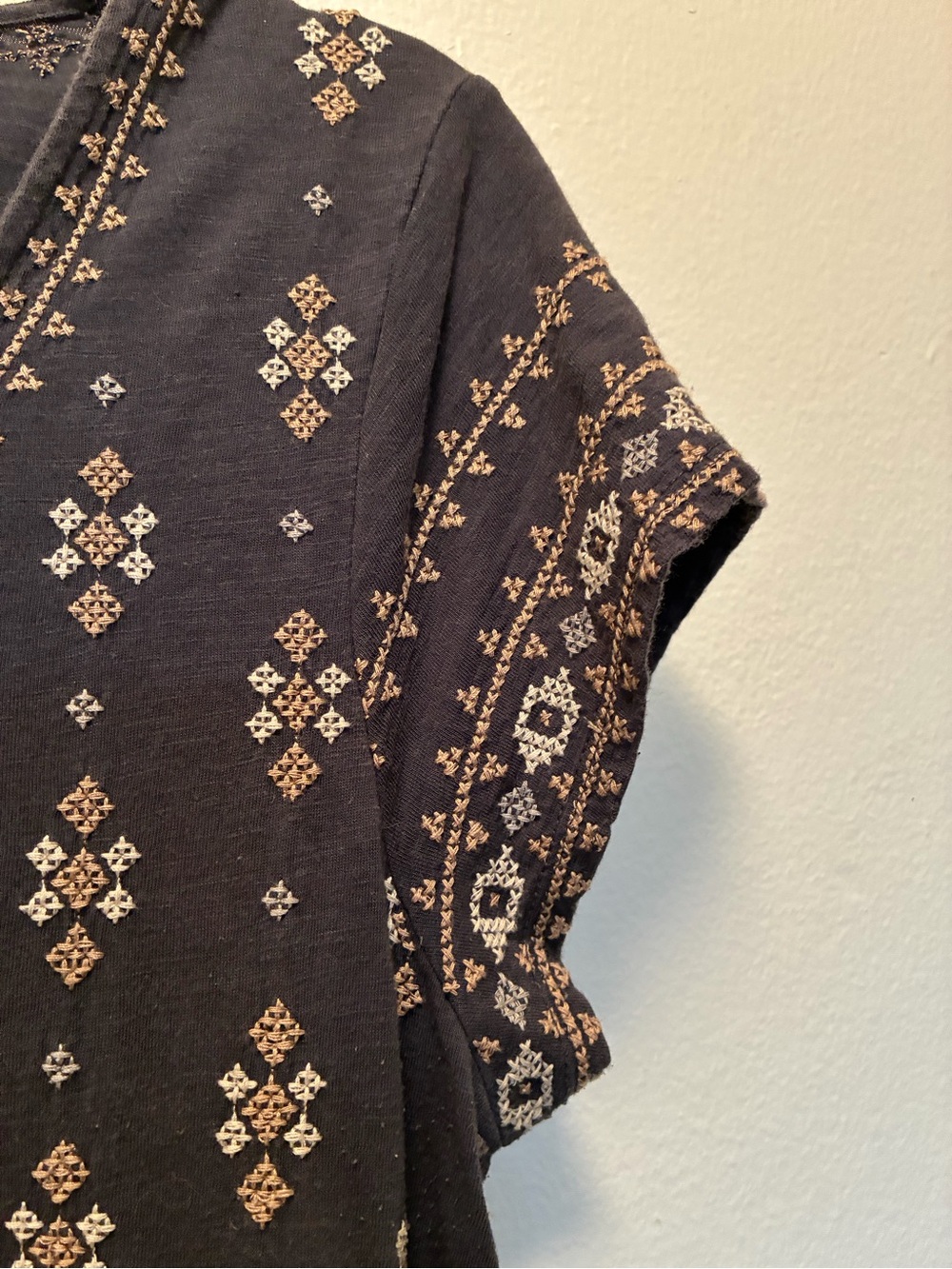 Garnet Hill organic cotton dress - indigo blue with embroidery - Picture 3 of 5